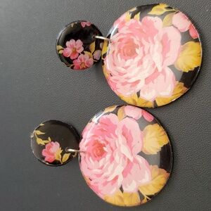 Hand-made Hand Crafted Floral Vibes Resin Earrings New
